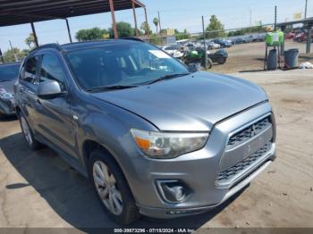  Salvage Mitsubishi Outlander