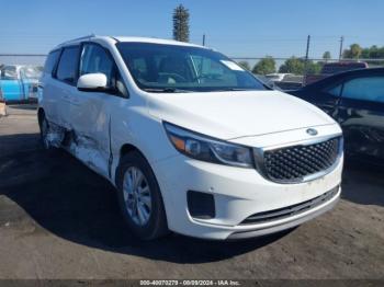  Salvage Kia Sedona