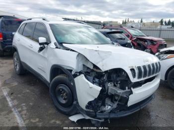  Salvage Jeep Cherokee