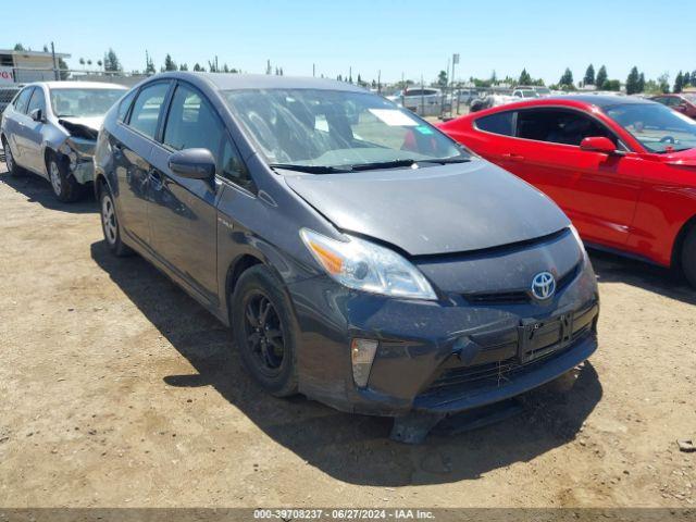  Salvage Toyota Prius