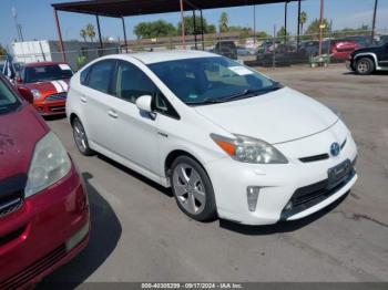  Salvage Toyota Prius