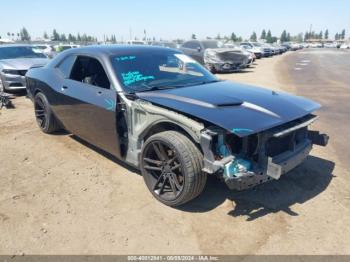  Salvage Dodge Challenger