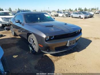  Salvage Dodge Challenger