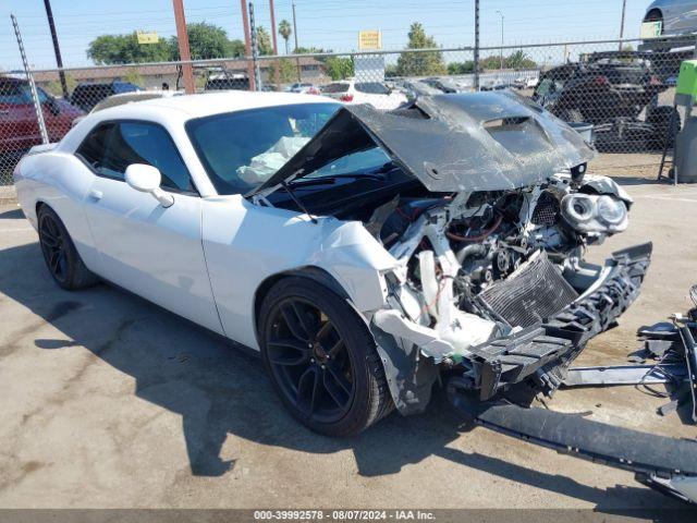  Salvage Dodge Challenger