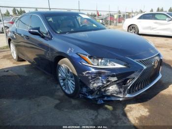  Salvage Lexus Es