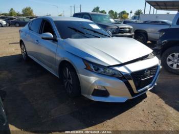  Salvage Nissan Altima