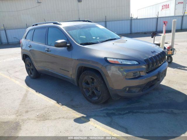  Salvage Jeep Cherokee