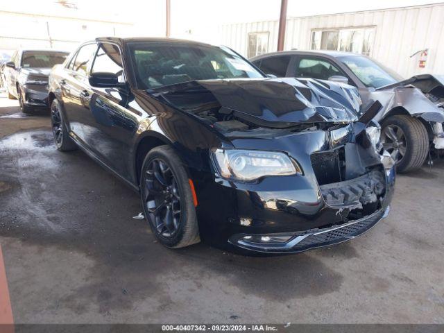  Salvage Chrysler 300