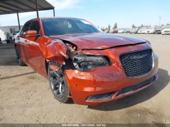  Salvage Chrysler 300