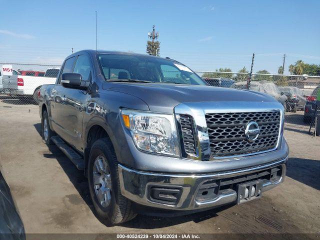  Salvage Nissan Titan