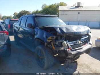  Salvage Chevrolet Avalanche