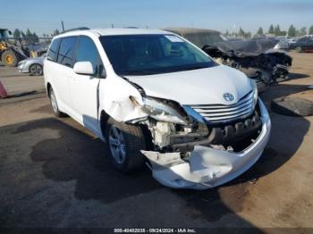  Salvage Toyota Sienna