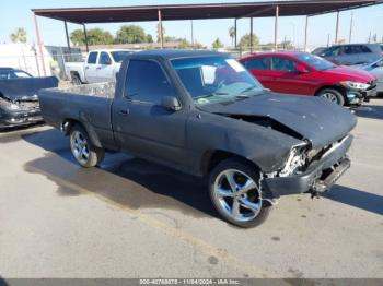  Salvage Toyota Pickup