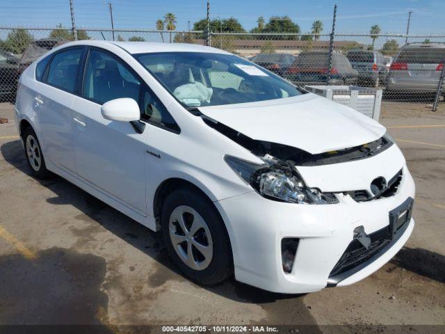  Salvage Toyota Prius