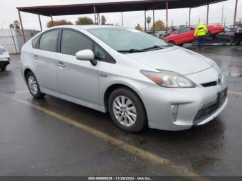  Salvage Toyota Prius