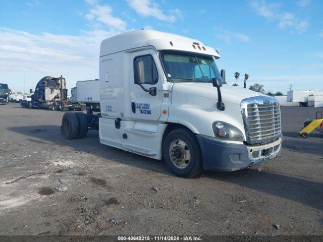  Salvage Freightliner Cascadia 125