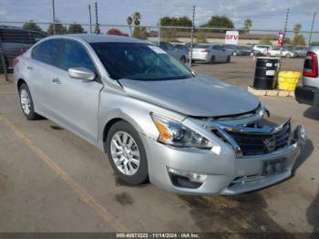  Salvage Nissan Altima