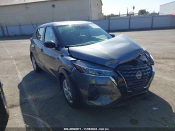  Salvage Nissan Kicks