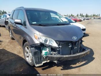  Salvage Toyota Sienna