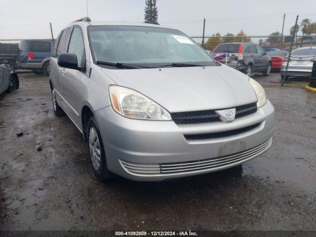  Salvage Toyota Sienna