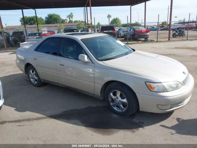  Salvage Lexus Es