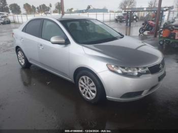  Salvage Kia Forte