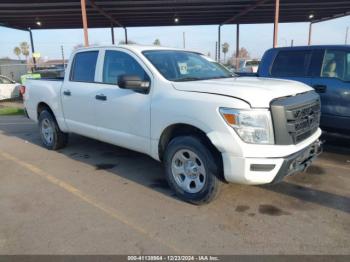  Salvage Nissan Titan