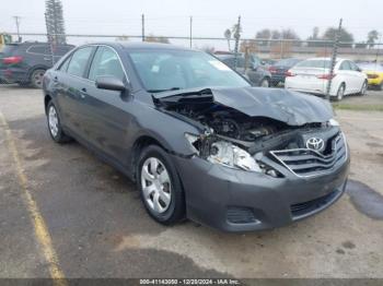  Salvage Toyota Camry