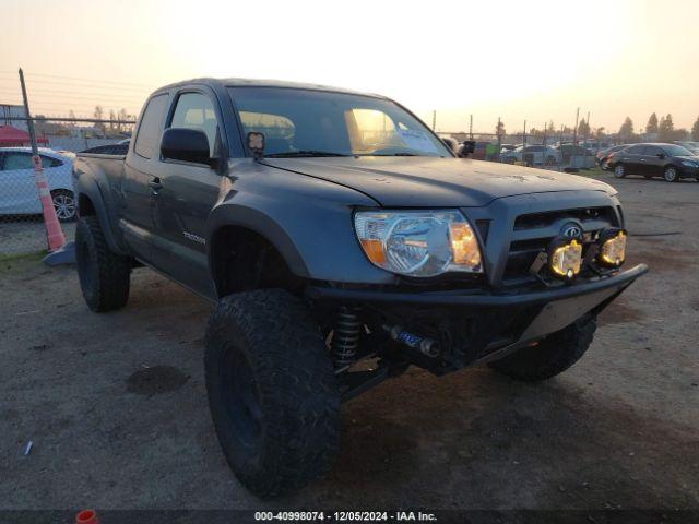  Salvage Toyota Tacoma