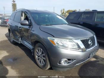  Salvage Nissan Pathfinder