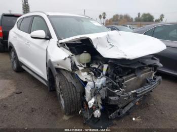  Salvage Hyundai TUCSON