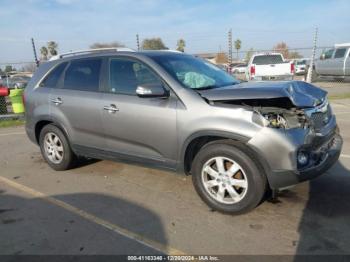  Salvage Kia Sorento