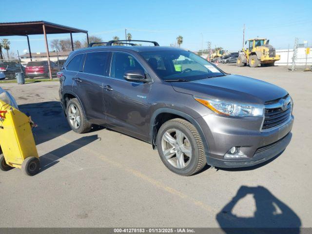  Salvage Toyota Highlander