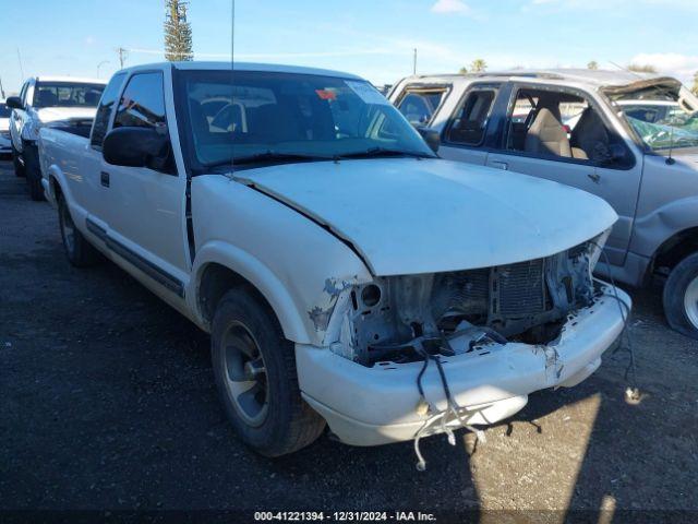  Salvage Chevrolet S-10