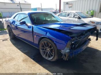  Salvage Dodge Challenger