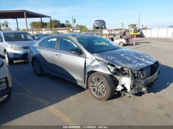  Salvage Kia Forte