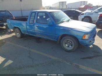  Salvage Toyota Pickup