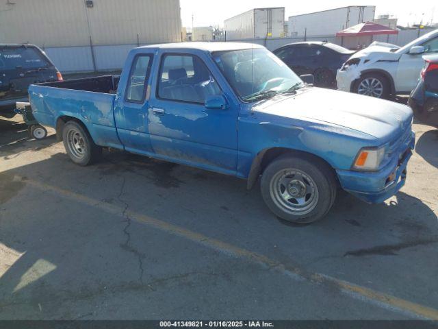  Salvage Toyota Pickup