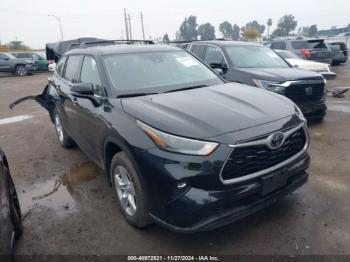  Salvage Toyota Highlander