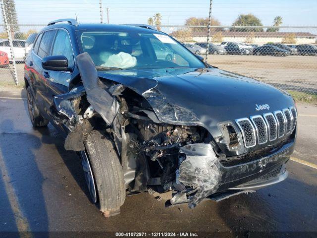  Salvage Jeep Cherokee