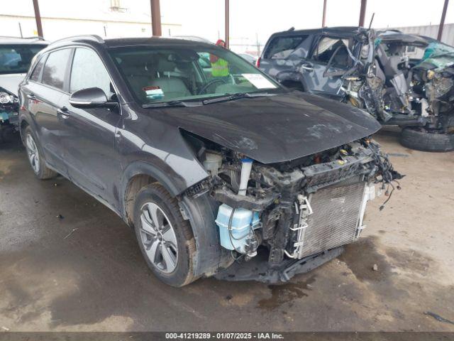  Salvage Kia Niro