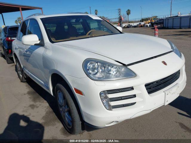  Salvage Porsche Cayenne