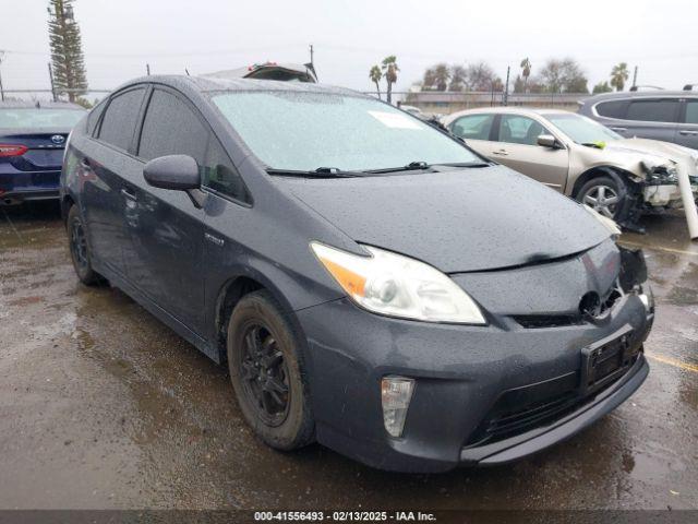  Salvage Toyota Prius