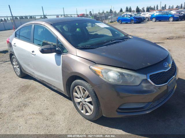  Salvage Kia Forte