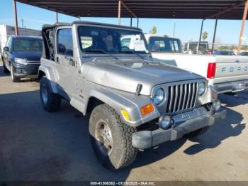  Salvage Jeep Wrangler