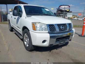  Salvage Nissan Titan