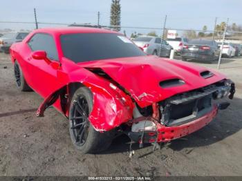  Salvage Dodge Challenger