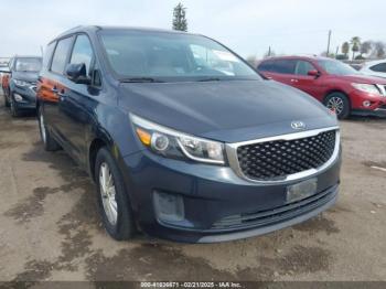  Salvage Kia Sedona