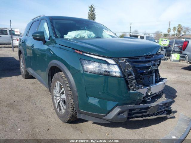  Salvage Nissan Pathfinder