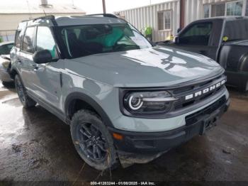  Salvage Ford Bronco